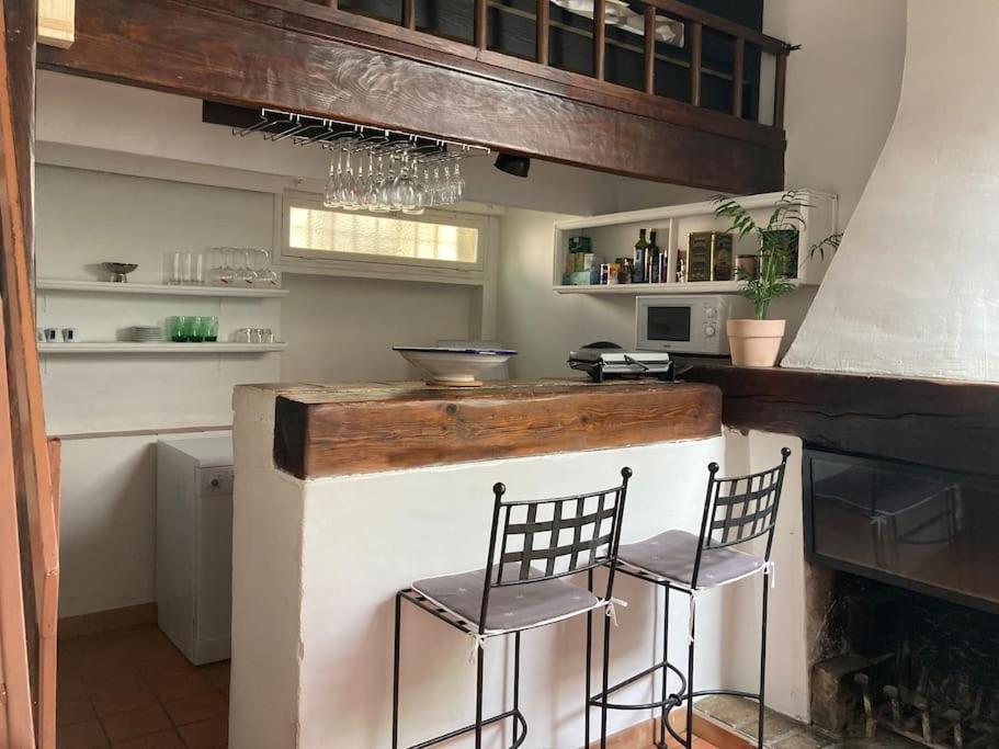Appartement Avec Deux Chambres Centre Ville Aixois Aix-en-Provence Exteriör bild
