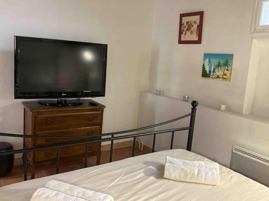 Appartement Avec Deux Chambres Centre Ville Aixois Aix-en-Provence Exteriör bild