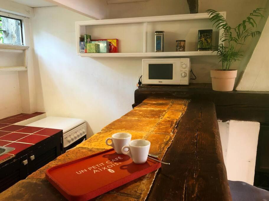 Appartement Avec Deux Chambres Centre Ville Aixois Aix-en-Provence Exteriör bild